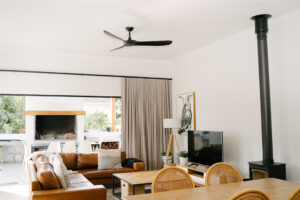 3-Blade-vs-4-Blade-ceiling-fans